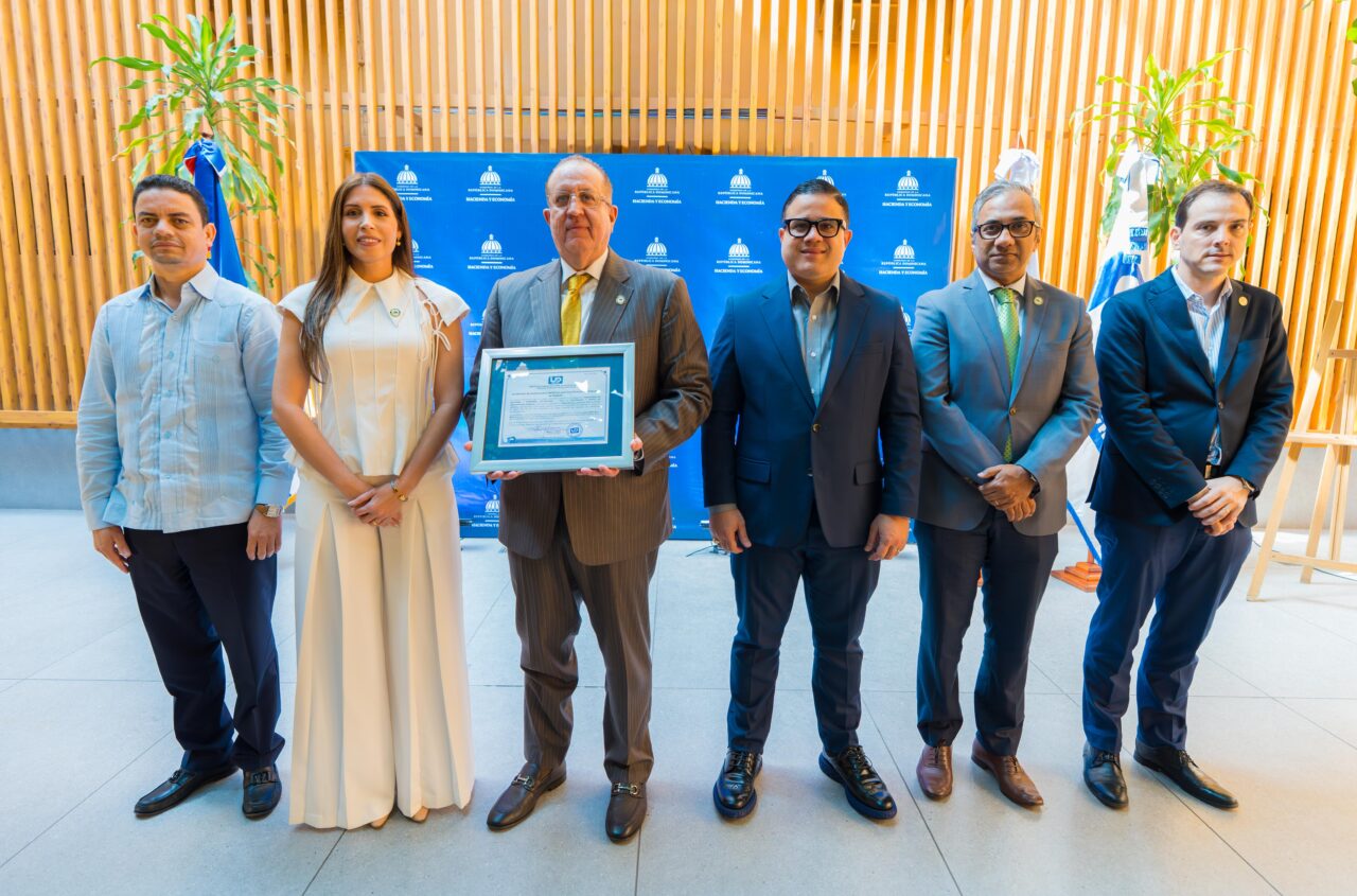 Hacienda y Economía obtiene certificación ISO por su sistema de gestión antisoborno y cumplimiento