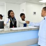 Director del SNS visita sin previo aviso los hospitales Robert Reid Cabral y Evangelina Rodríguez