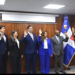 Antoliano Peralta juramenta a los viceministros de Justicia y al director de Servicios Penitenciarios