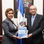 ProCompetencia entrega al Poder Ejecutivo anteproyecto de reforma a la Ley 42-08