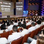 5 mil nuevos talentos digitales se gradúan en acto encabezado por el presidente Abinader