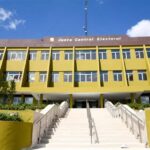  JCE informa dirigentes políticos comienzan a recibir la nueva cédula