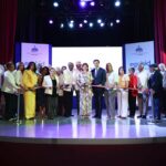 Vicepresidenta inaugura bulevar y reabre escuela de Bellas Artes en San Cristóbal