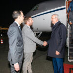 Luis Abinader llega a París para fortalecer lazos comerciales y diplomáticos