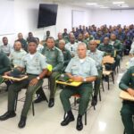 INTRANT capacita a 105 agentes de la DIGESETT en normativa de cascos homologados para motociclistas