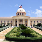Abinader designa nuevos cónsules en Chile, EE. UU. y Venezuela mediante decretos