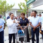 Patronato y comunidad de La Nueva Barquita reconocen labor social del INAIPI y de su directora ejecutiva, Josefa Castillo Rodríguez