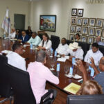Ministerio de Agricultura y productores acuerdan ordenar producción de yuca amarga y fortalecer la industria del casabe